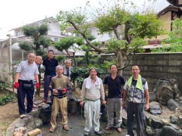 【みんなの掲示板】詰所垣根剪定ひのきしん